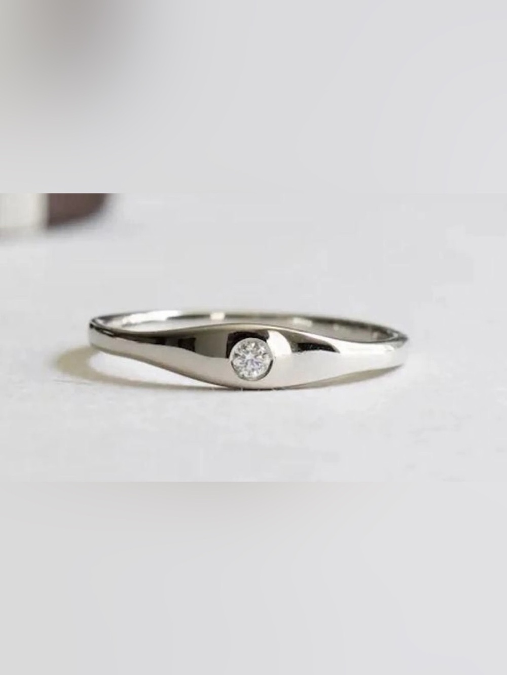 Classic Minimalist Modern Ring